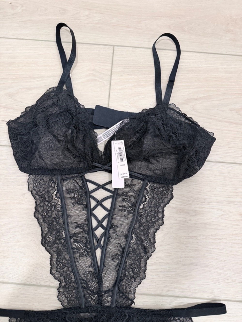 NWT Victoria's Secret Dream Angels Crotchless Black Lace Lattice-Front Teddy - Picture 6 of 6
